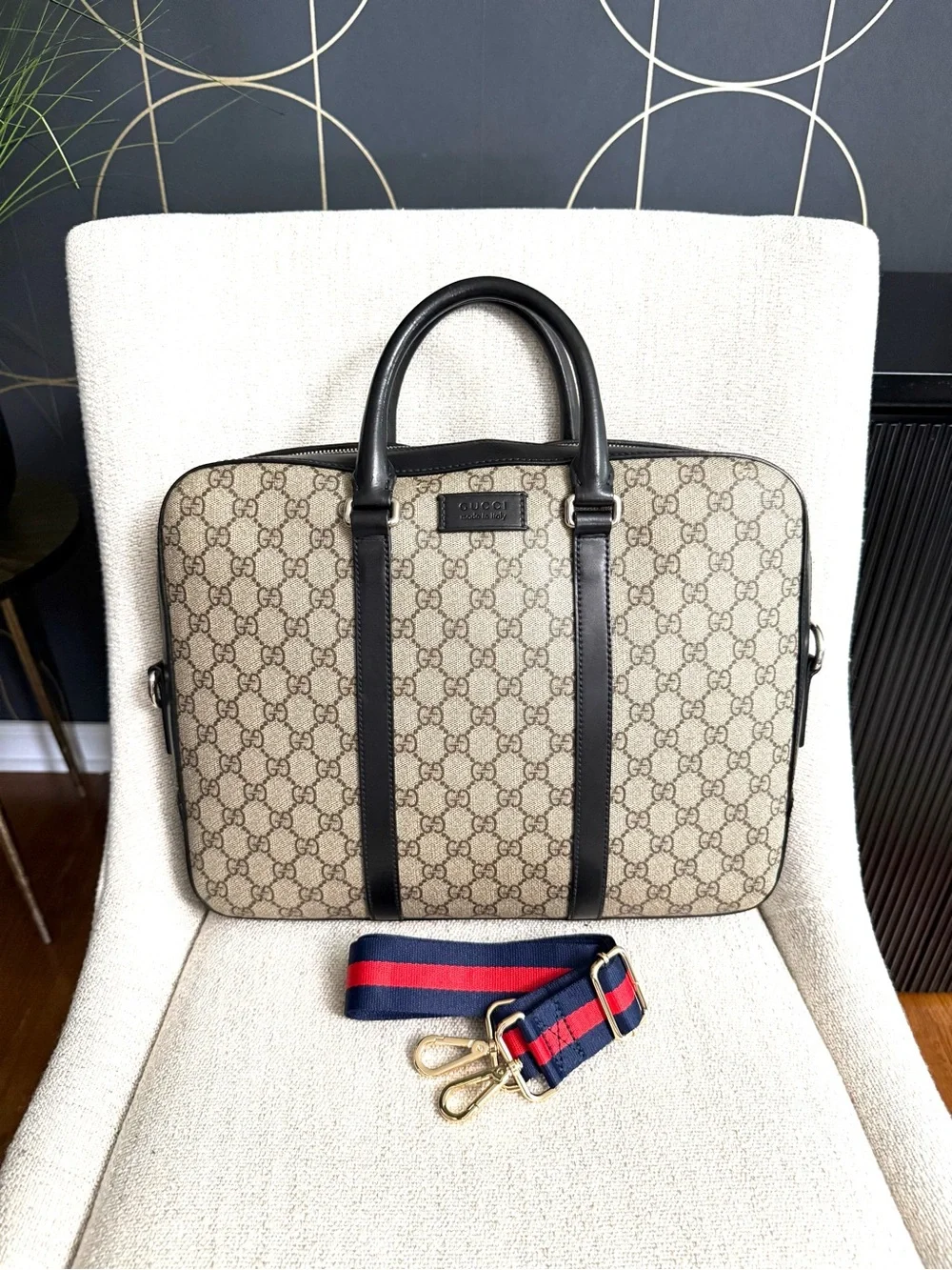 Authentic Gucci supreme laptop bag briefcase brown black leather unisex